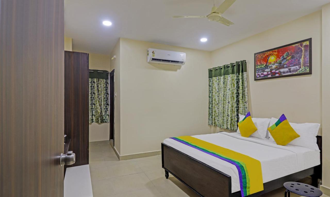 Treebo Trip Airport Pride Inn Hyderabad Exterior foto