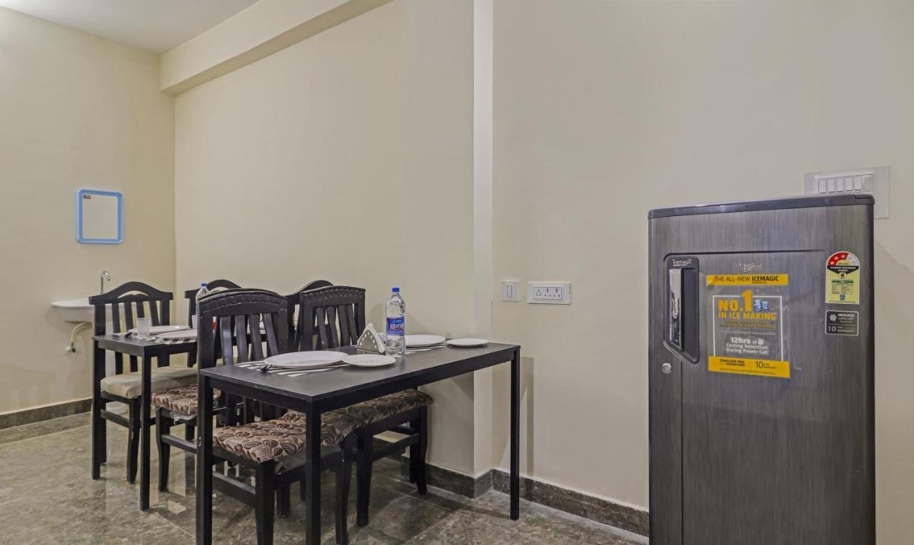 Treebo Trip Airport Pride Inn Hyderabad Exterior foto